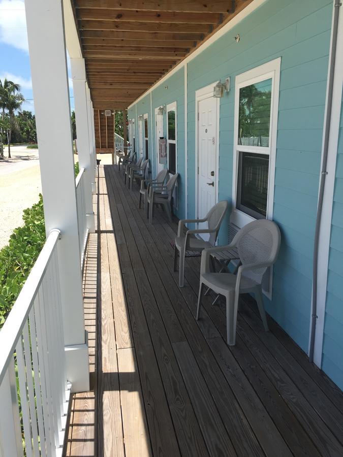 Bonefish Bay Motel 2*